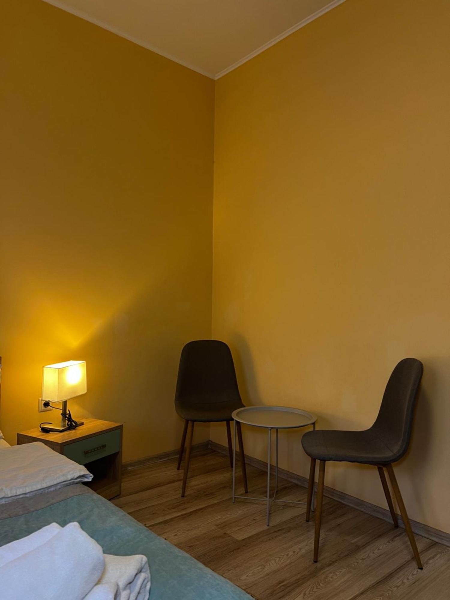 Coin Inn Львов Экстерьер фото